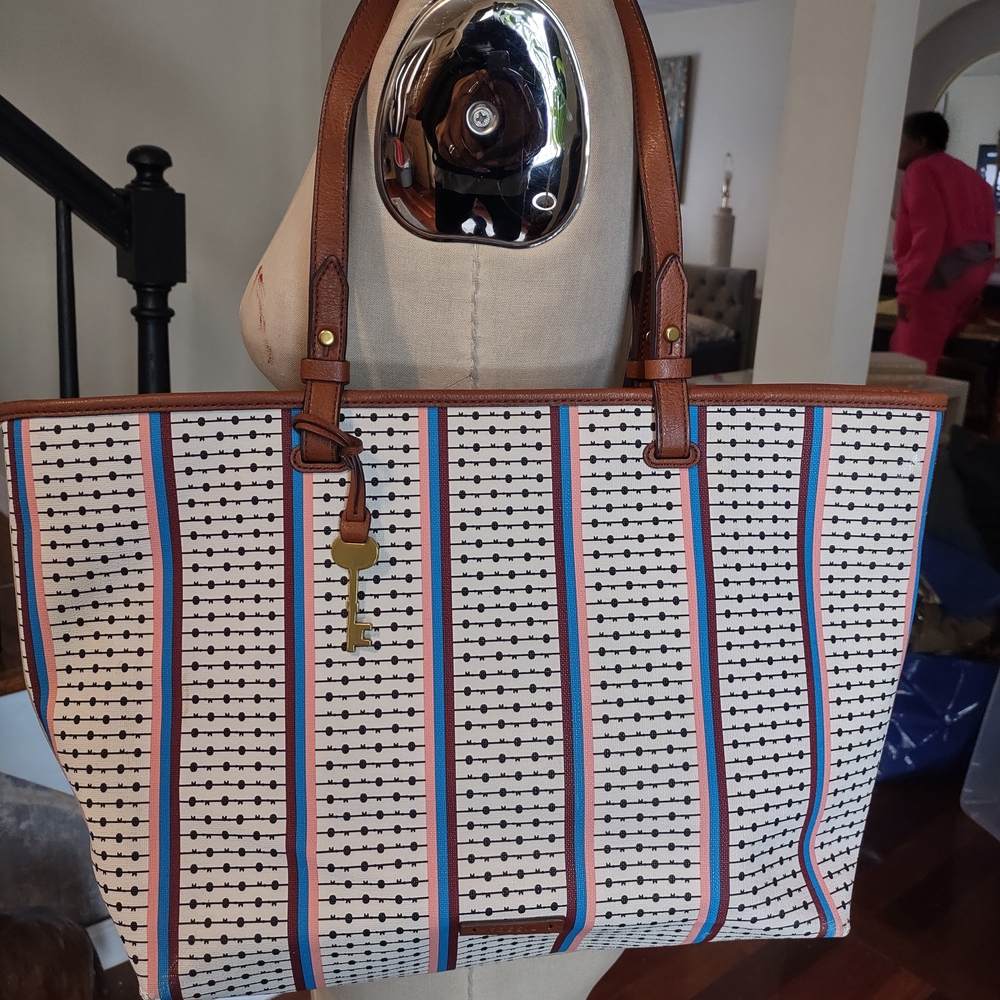 Vintage Fossil Rachel Tote in the "Ecru Multi Stripe" Pattern